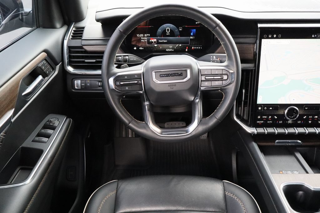 Certified 2024 GMC Acadia Denali w/ LPO, Roadside Safety Package FWD image 21