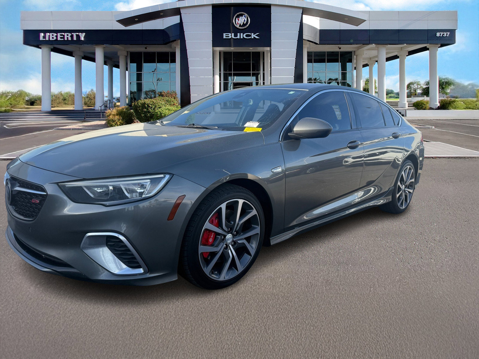 Used 2018 Buick Regal GS w/ Driver Confidence Package #2 image 4