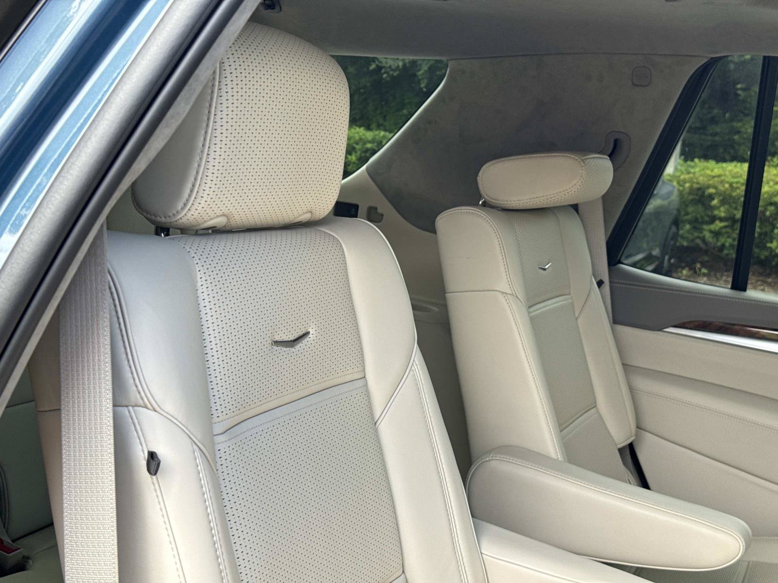 Used 2025 Cadillac Escalade Sport Platinum AWD/4WD image 26