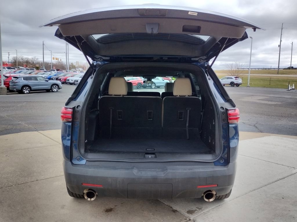 Used 2023 Chevrolet Traverse LS w/ Safety Package AWD/4WD image 20