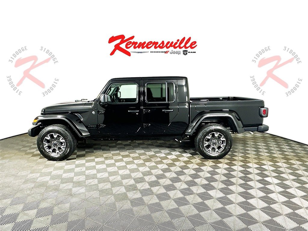 New 2026 Jeep Gladiator Sport image 4