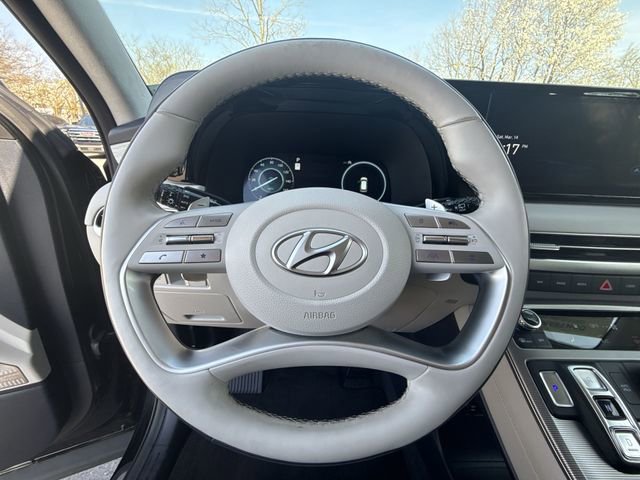 Used 2025 Hyundai Palisade Calligraphy FWD image 14