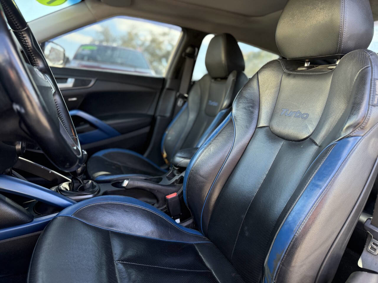 Used 2014 Hyundai Veloster Turbo w/ Turbo Technology Package 04 image 12