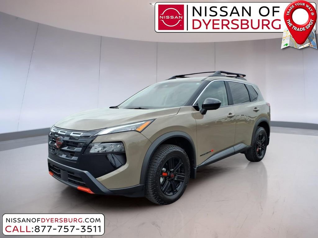 Used 2025 Nissan Rogue SV image 7