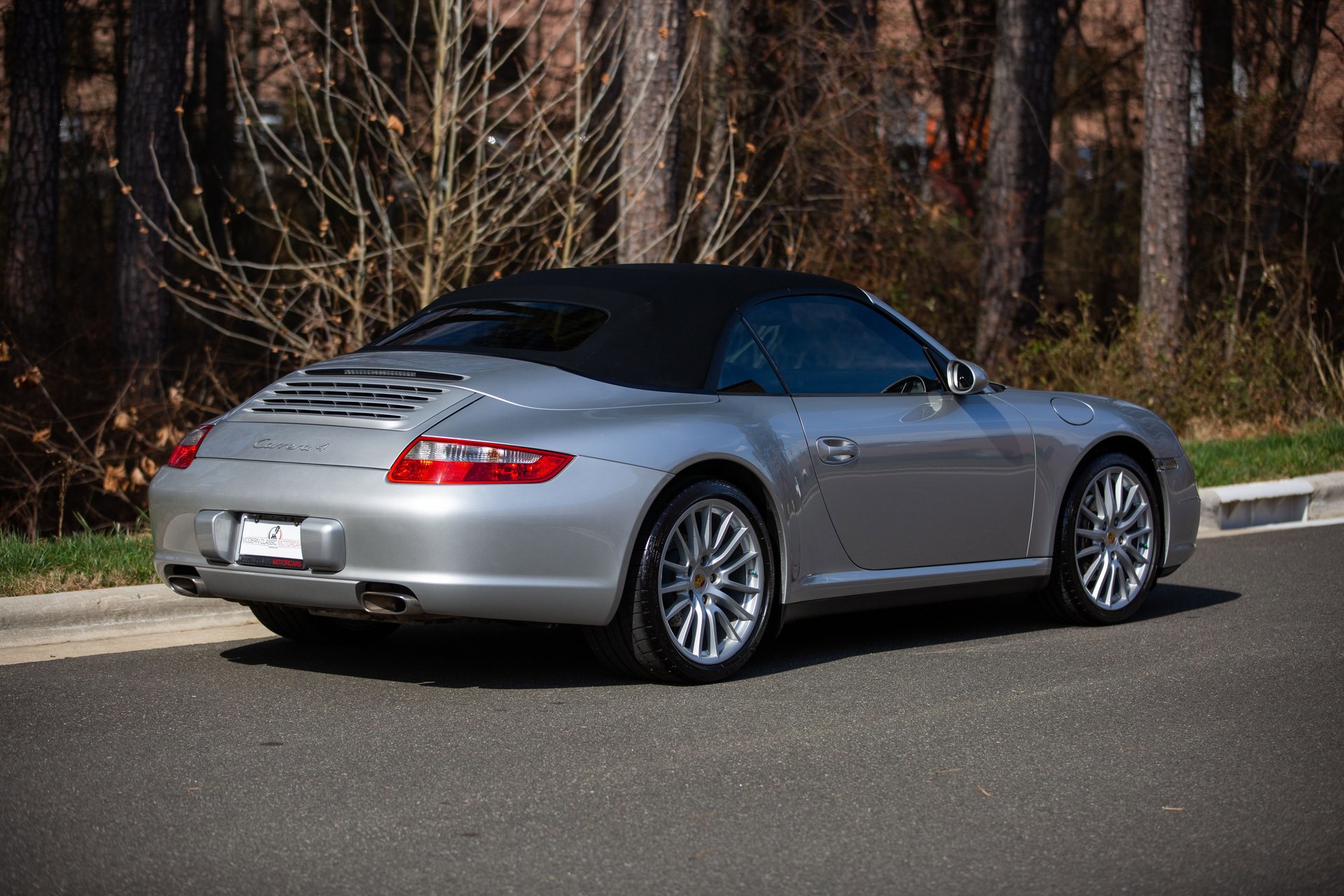Used 2006 Porsche 911 Carrera 4 image 22