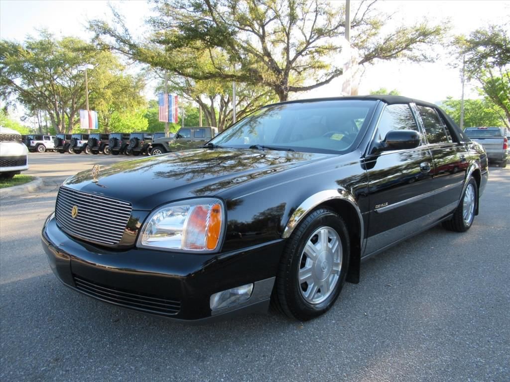 Used 2000 Cadillac De Ville w/ Comfort/Convenience Pkg FWD image 3