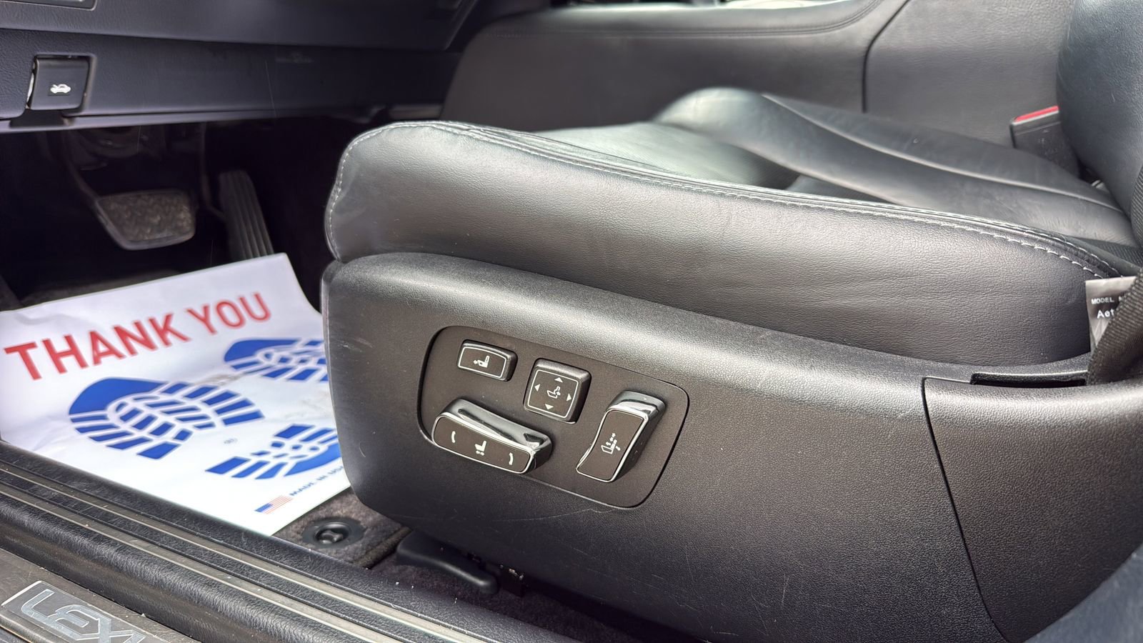 Used 2016 Lexus LS 460 w/ Comfort Package image 10