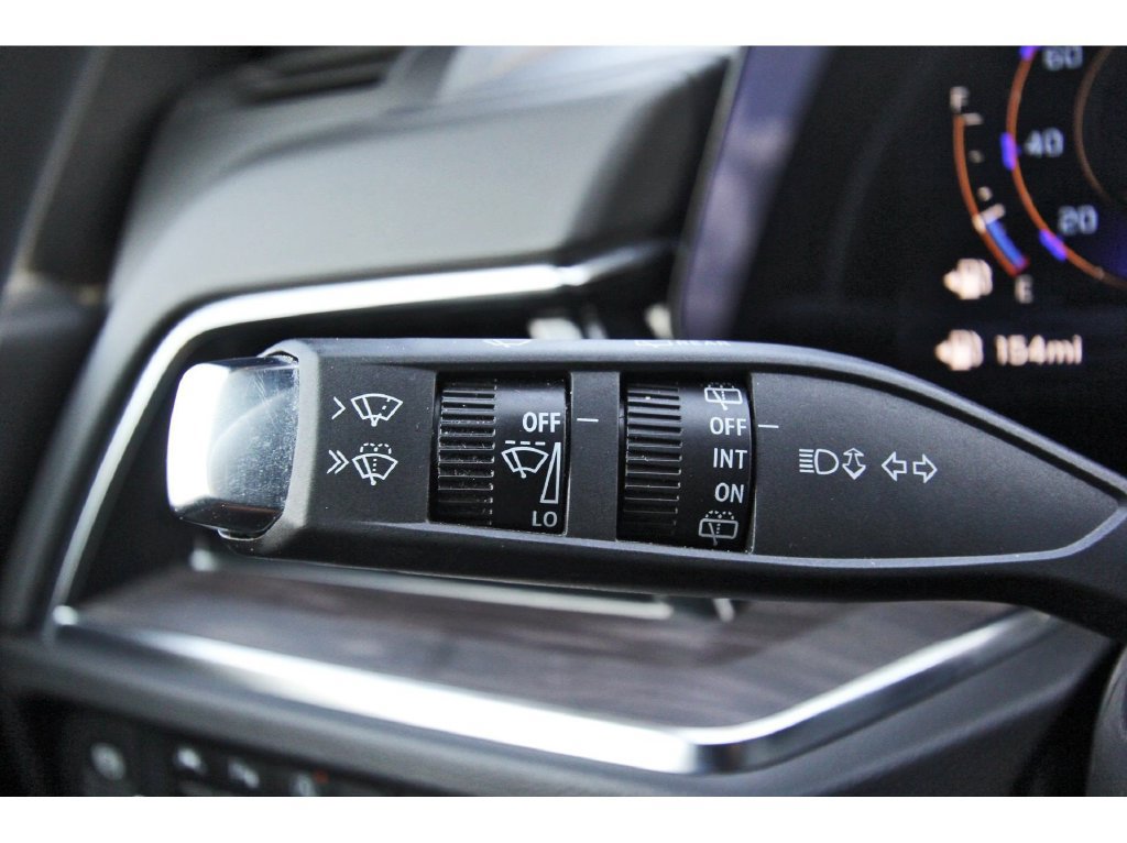 Used 2025 Chevrolet Tahoe LT RWD image 18