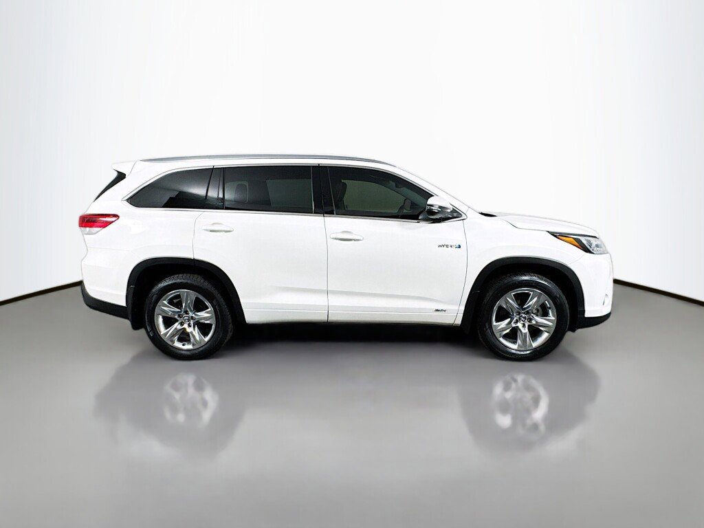 Used 2019 Toyota Highlander Limited AWD/4WD image 6