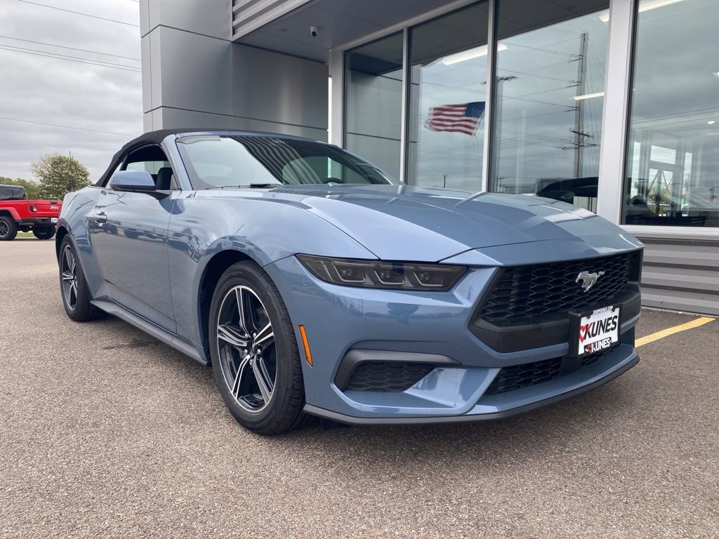 New 2025 Ford Mustang Convertible image 2