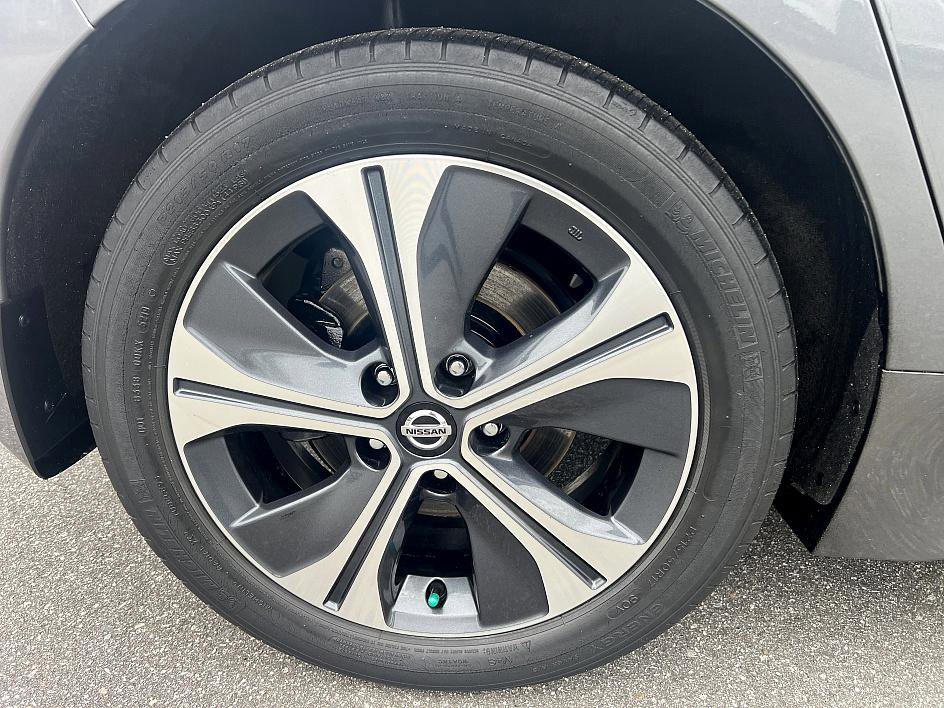 Certified 2020 Nissan Leaf SL Plus image 11