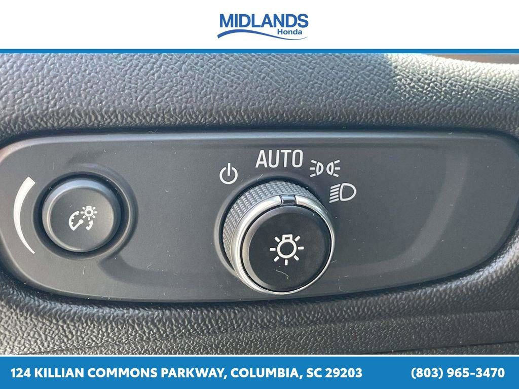 Used 2024 Chevrolet Malibu LT FWD image 19
