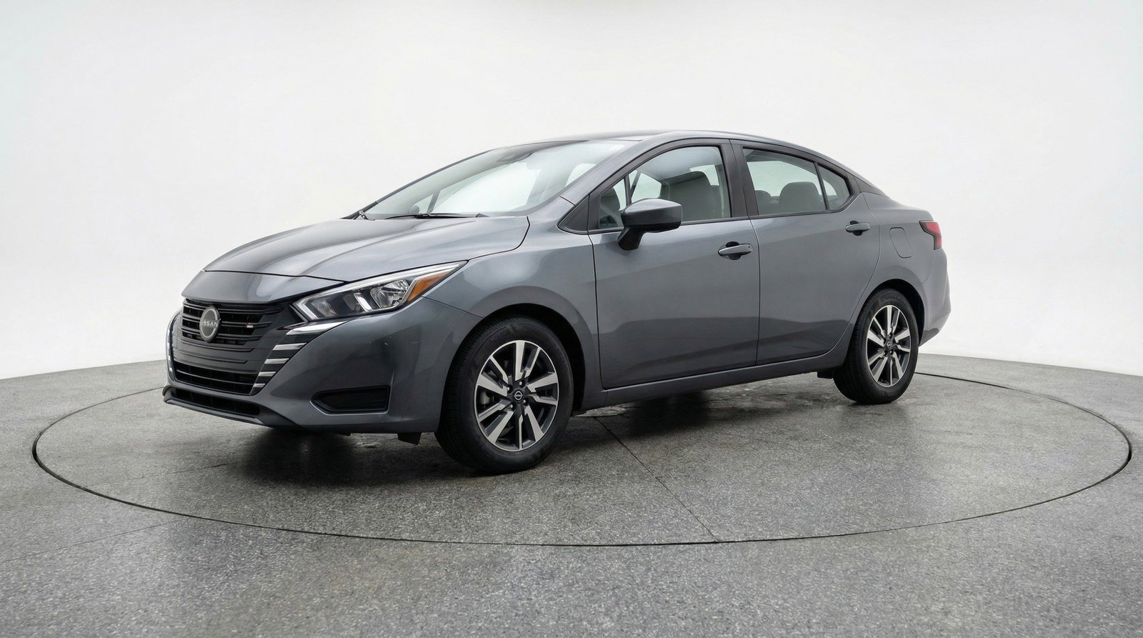 Used 2025 Nissan Versa SV FWD image 3