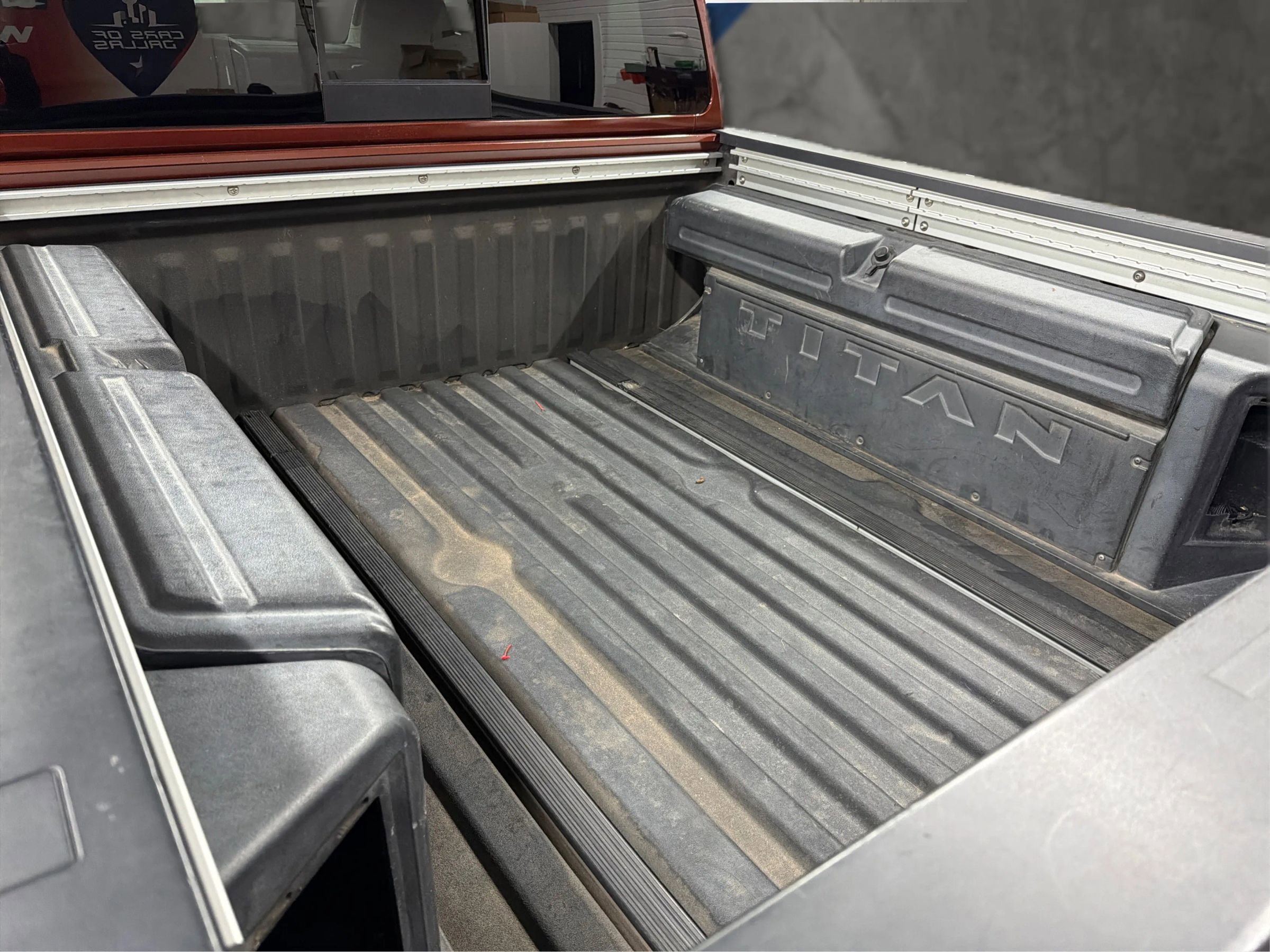 Used 2019 Nissan Titan Platinum Reserve w/ Platinum Utility Package AWD/4WD image 18