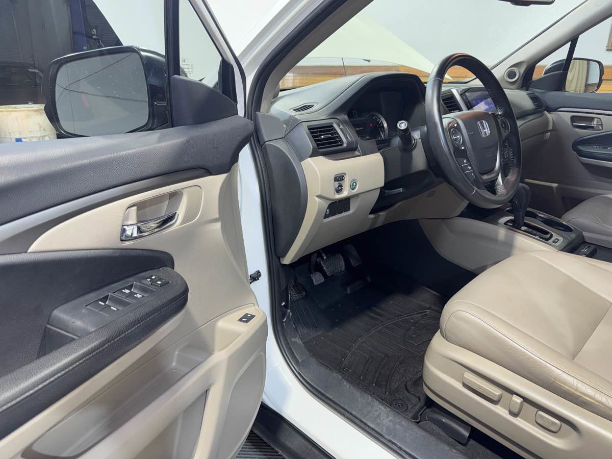 Used 2016 Honda Pilot EX-L image 16