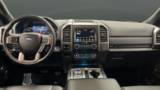 Used 2018 Ford Expedition Max XLT w/ Equipment Group 202A AWD/4WD image 11