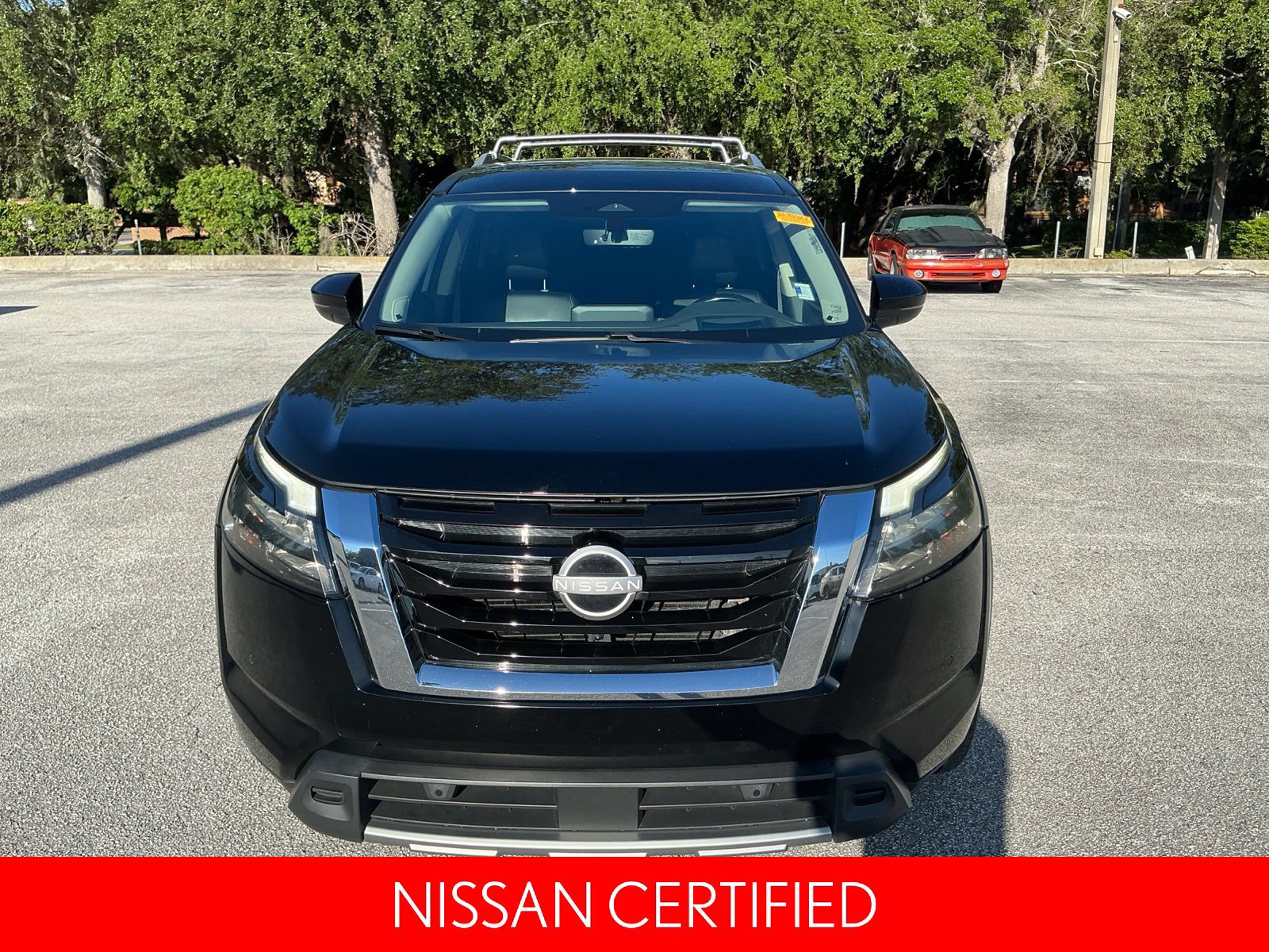 Certified 2024 Nissan Pathfinder Platinum w/ Cargo Package FWD image 2