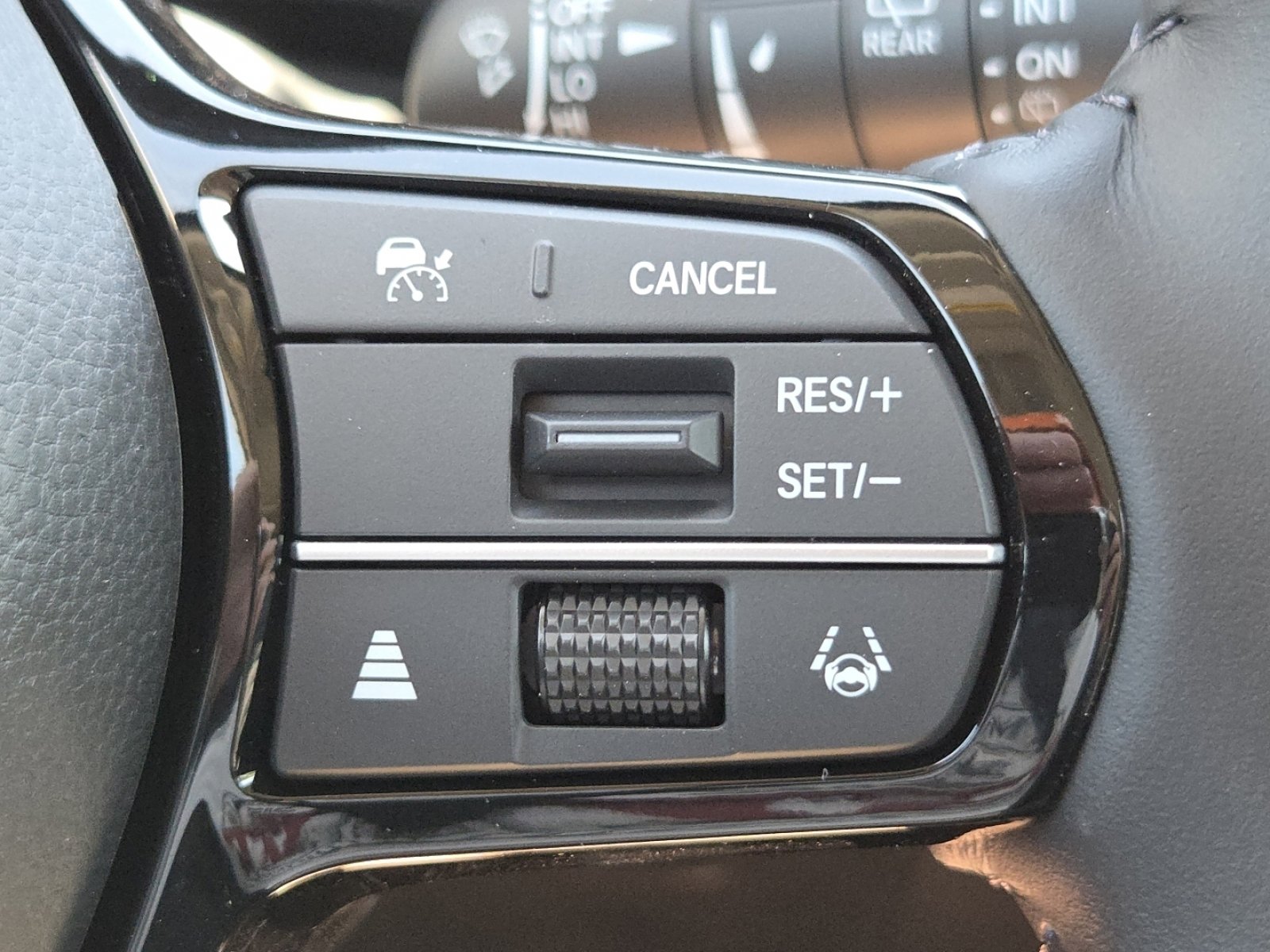 New 2026 Honda CR-V EX-L image 9