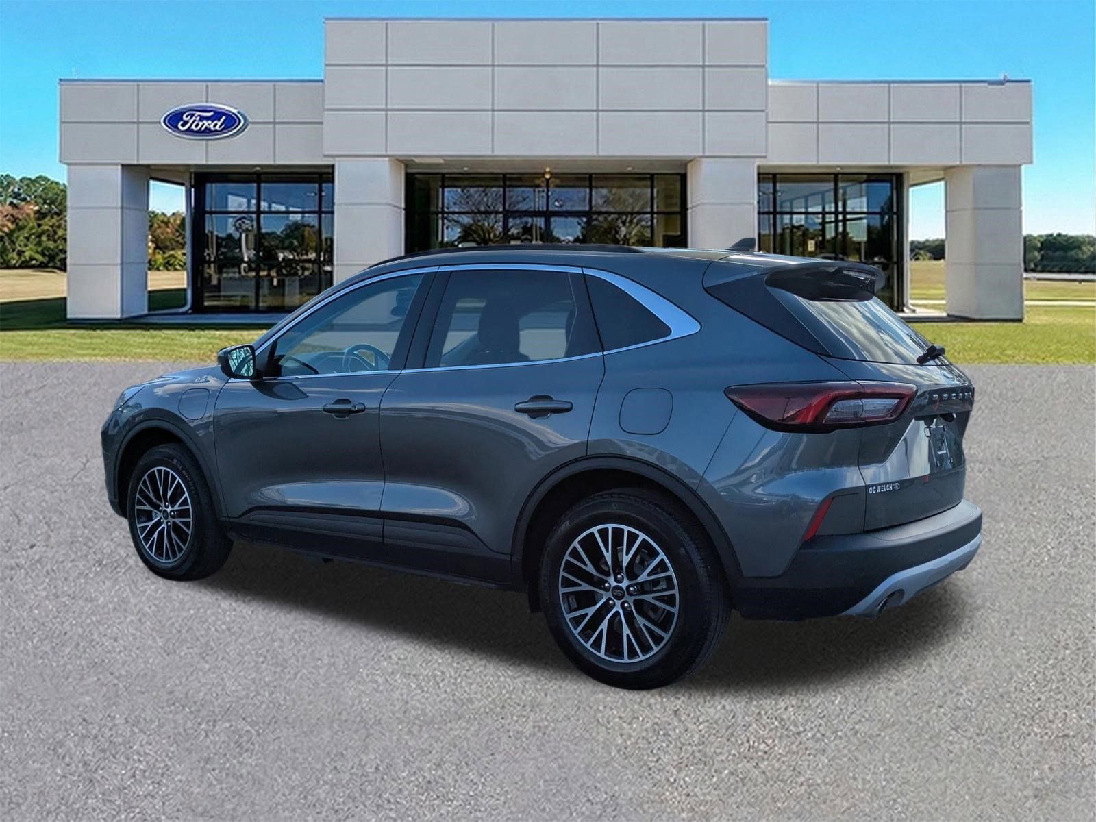 Certified 2025 Ford Escape SE FWD image 6