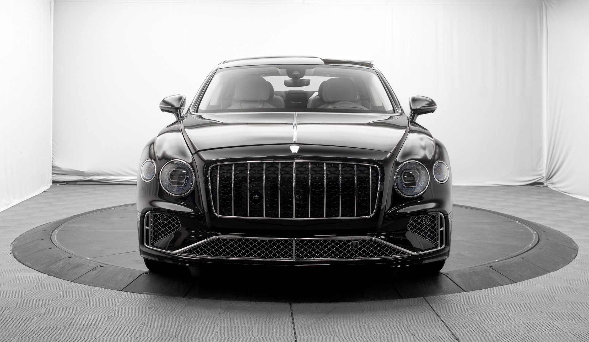 New 2026 Bentley Flying Spur V8 AWD/4WD image 8