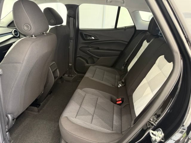 New 2026 Chevrolet Trax LS w/ LS Convenience Package FWD image 15