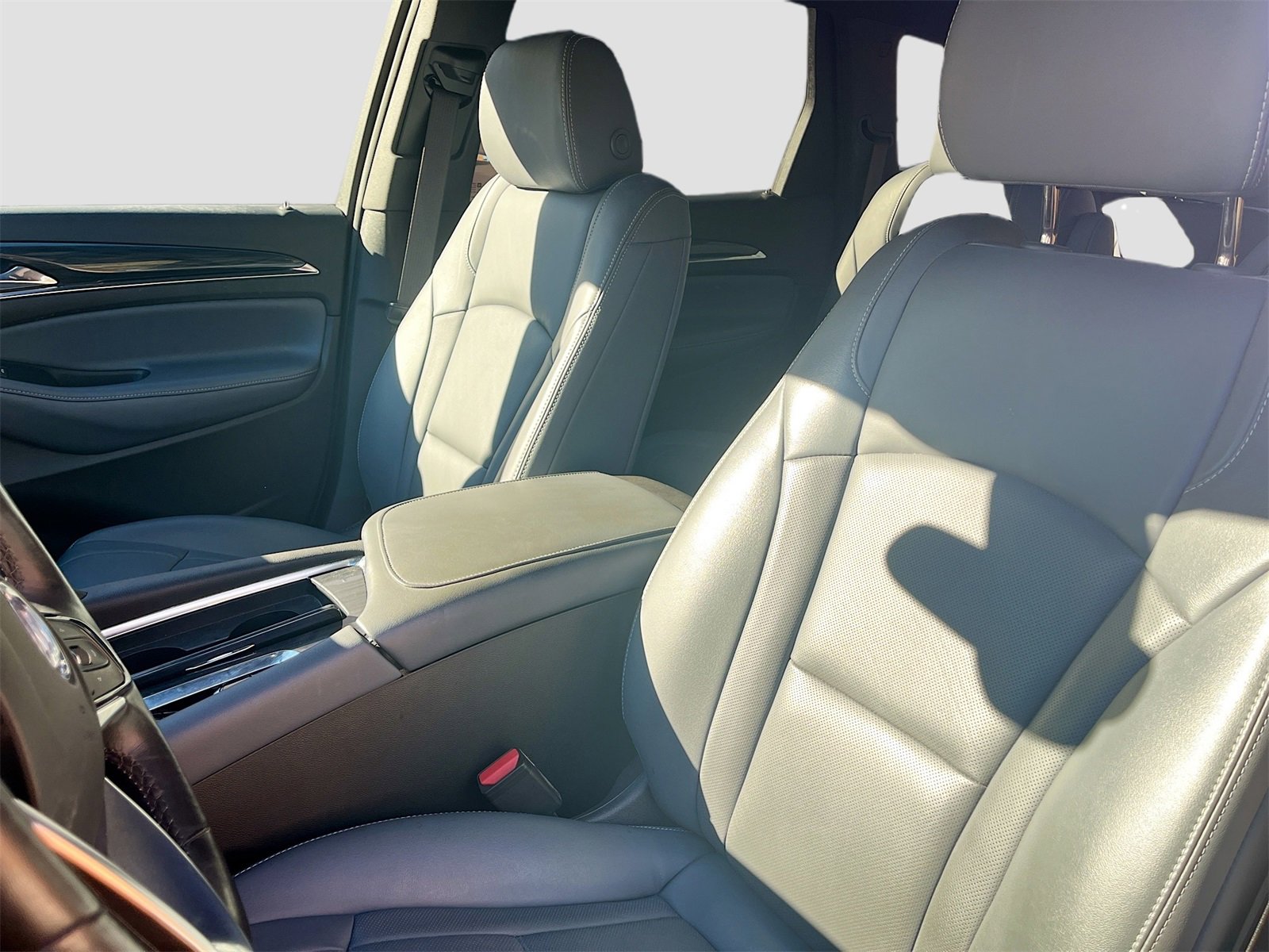 Used 2024 Buick Enclave Essence w/ Experience Buick Package image 20