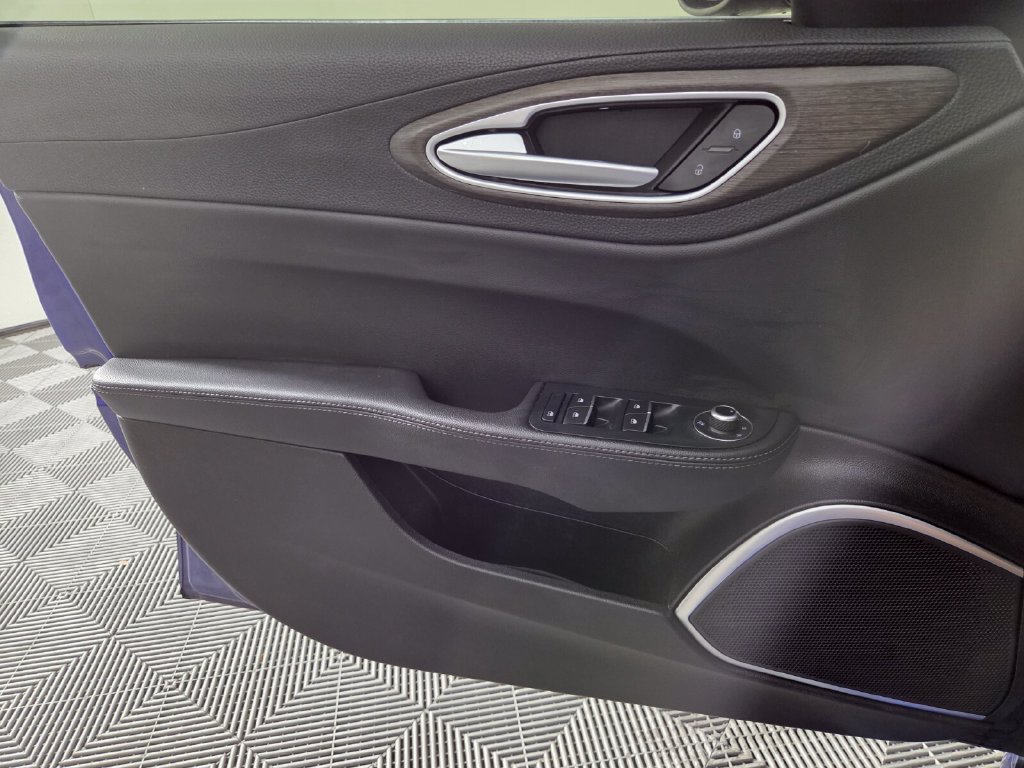 Used 2023 Alfa Romeo Giulia Ti w/ Active Assist Plus Package RWD image 19
