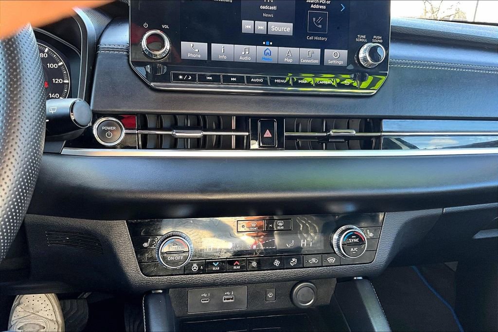 Used 2025 Mitsubishi Outlander SEL Black Edition image 32