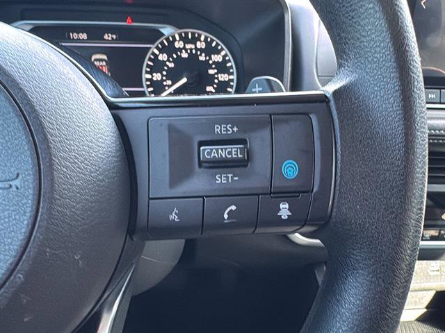 Used 2023 Nissan Rogue SV FWD image 18