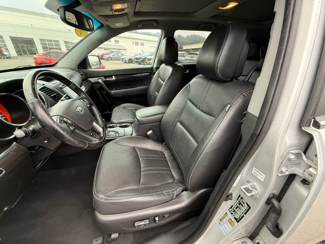 Used 2012 Kia Sorento SX w/ SX Premium Pkg image 16