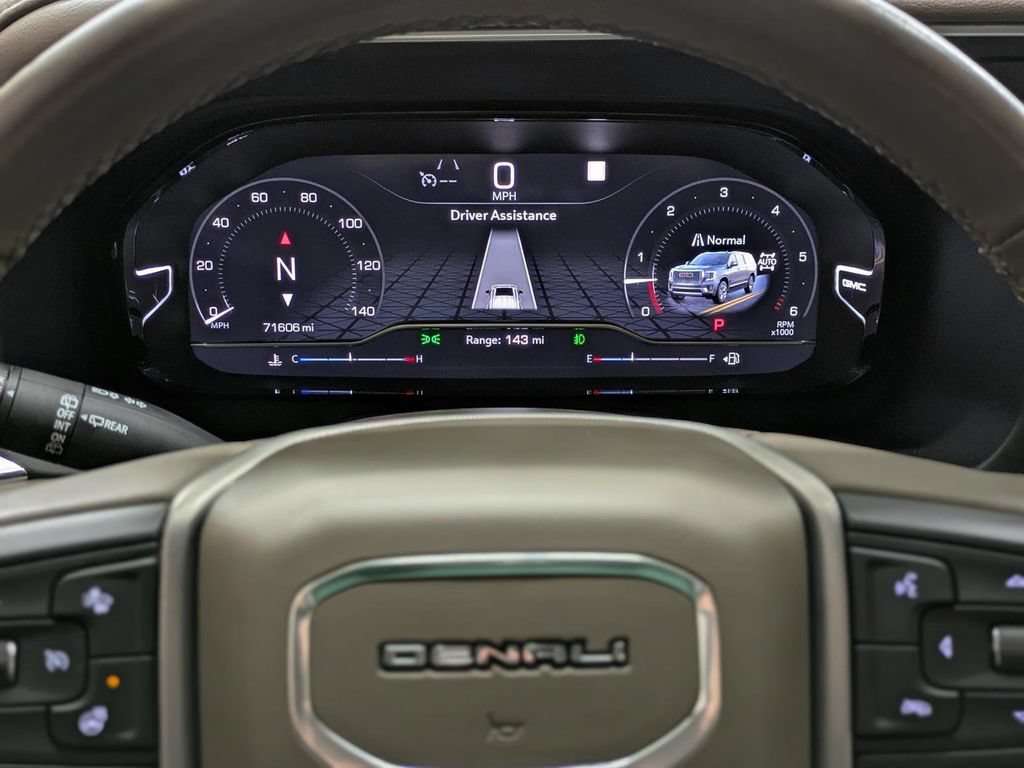 Used 2022 GMC Yukon XL Denali AWD/4WD image 30
