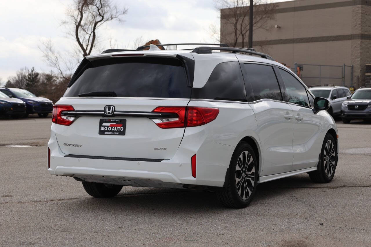 Used 2025 Honda Odyssey Elite image 9