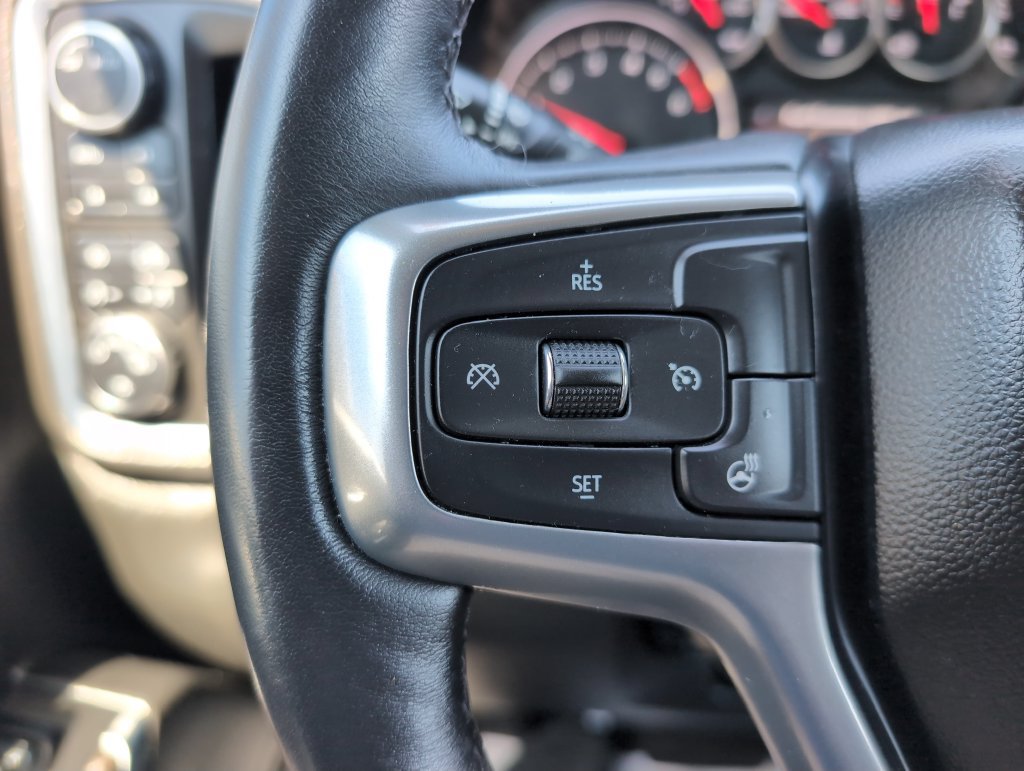 Used 2022 Chevrolet Silverado 1500 RST AWD/4WD image 19