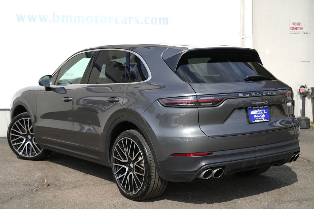 Used 2019 Porsche Cayenne S image 4