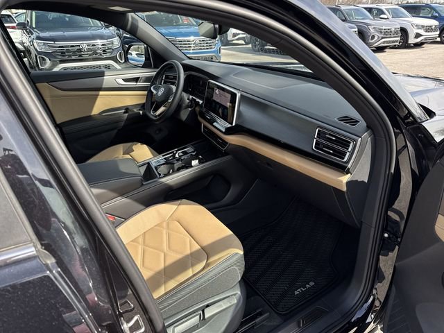 New 2026 Volkswagen Atlas Cross Sport SE image 28