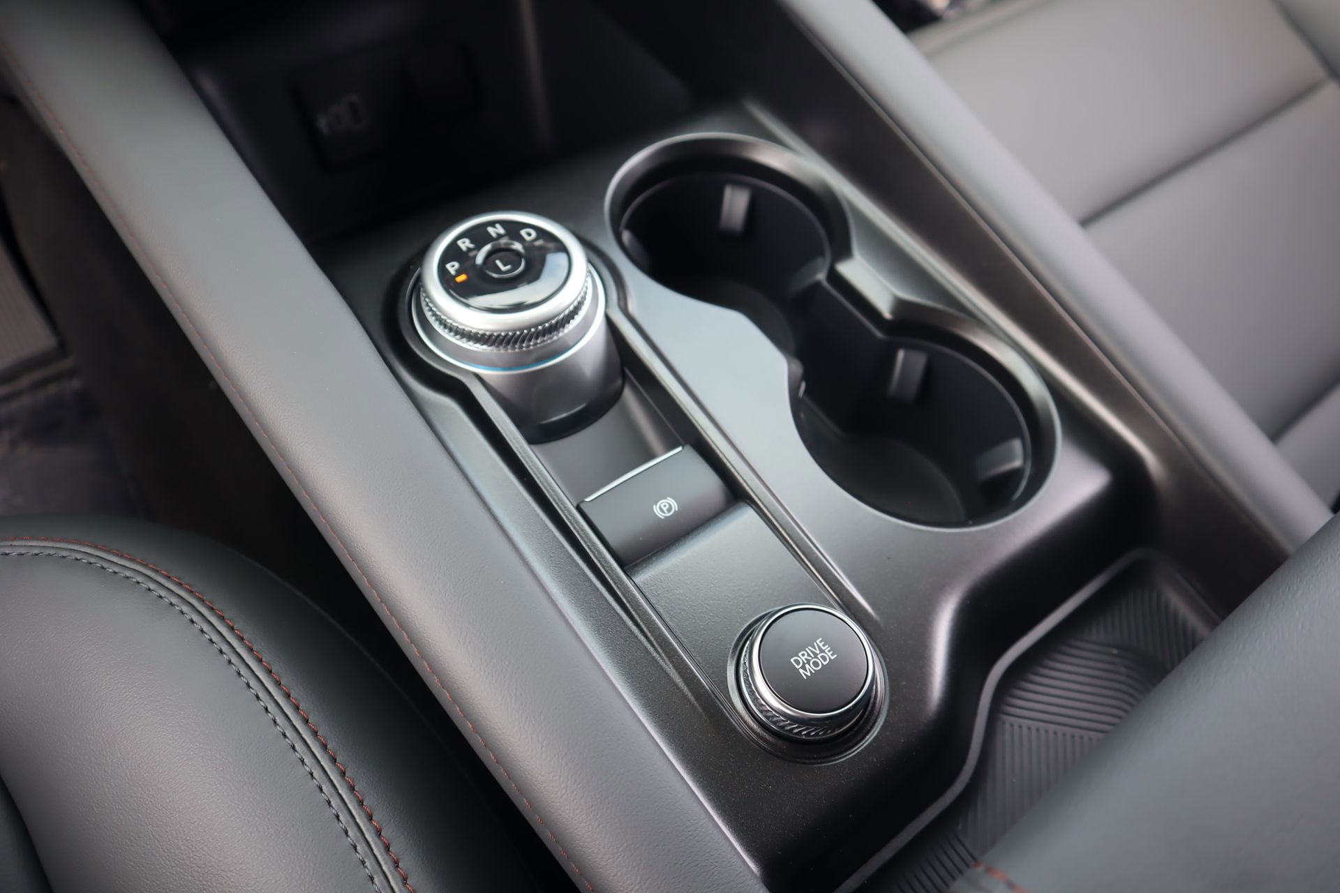 New 2026 Ford Explorer Active image 8