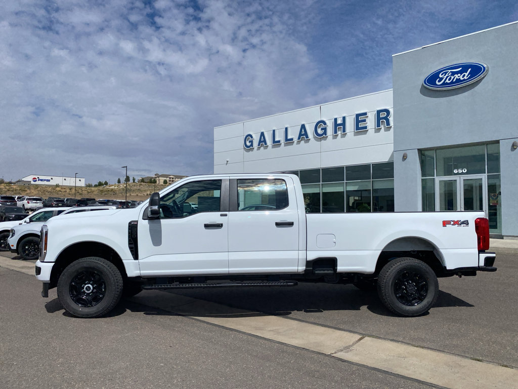 New 2026 Ford F350 4x4 Crew Cab Super Duty image 28