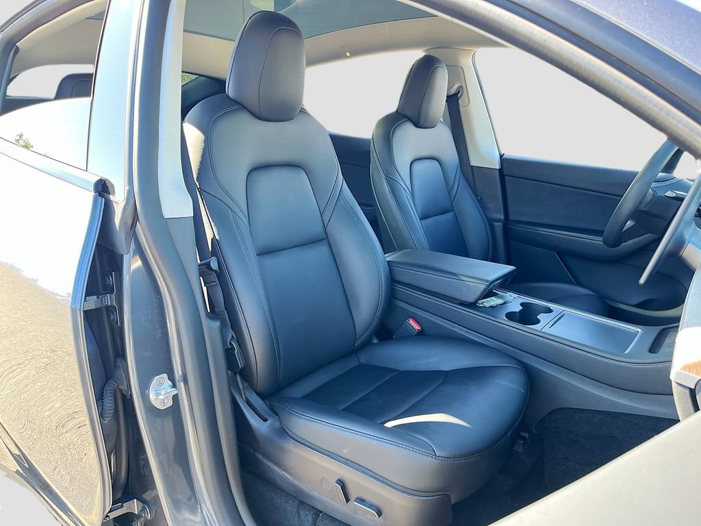 Used 2022 Tesla Model Y Performance image 26