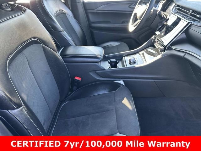 Certified 2023 Jeep Grand Cherokee Altitude image 9