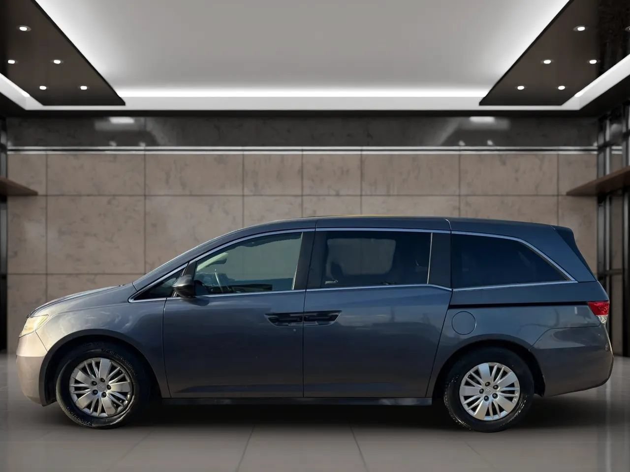Used 2014 Honda Odyssey LX image 6