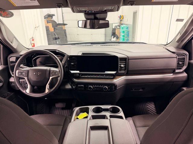 Certified 2024 Chevrolet Silverado 1500 RST AWD/4WD image 21