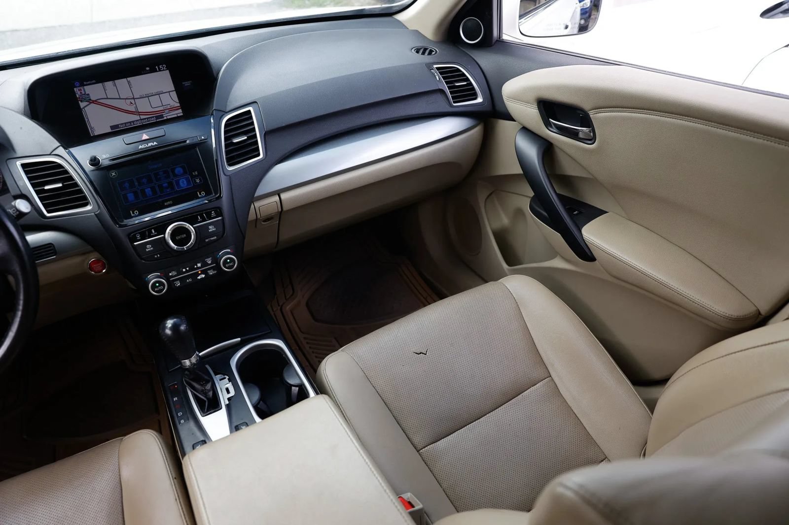 Used 2016 Acura RDX w/ Advance Package FWD image 13