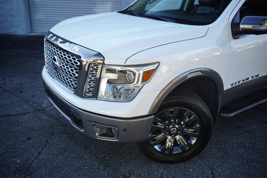 Used 2018 Nissan Titan Platinum Reserve image 2