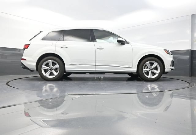 Used 2021 Audi Q7 3.0T Premium w/ Convenience Package AWD/4WD image 38