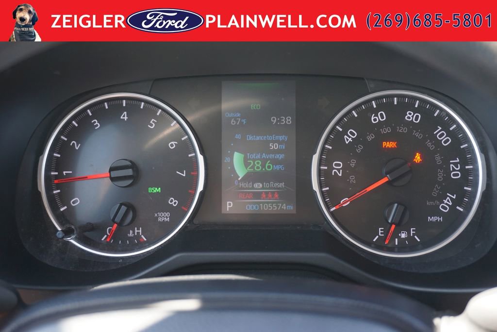 Used 2021 Toyota RAV4 XLE AWD/4WD image 26