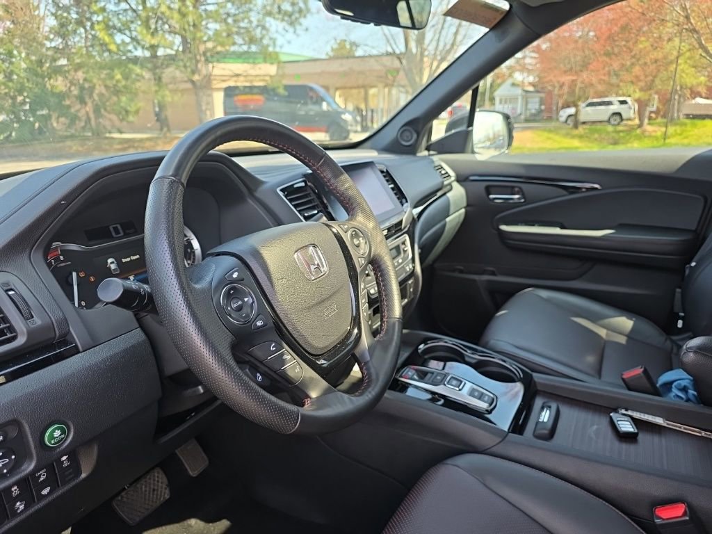 Certified 2023 Honda Ridgeline Black Edition image 24