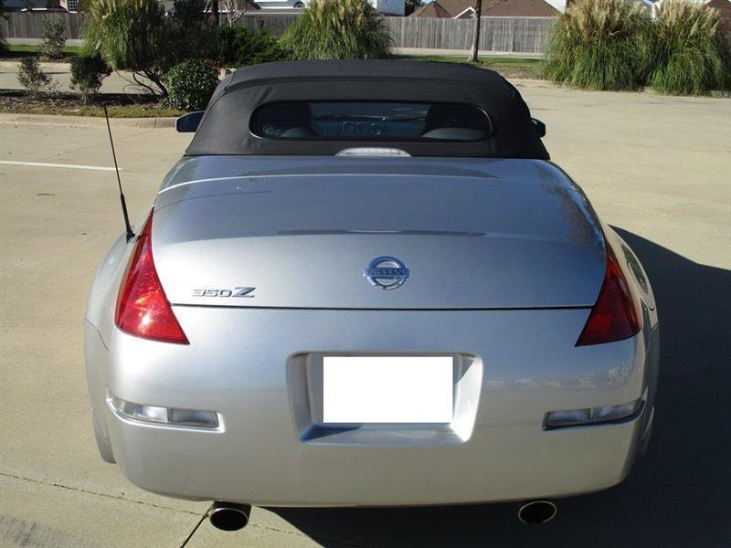 Used 2005 Nissan 350Z Grand Touring RWD image 8