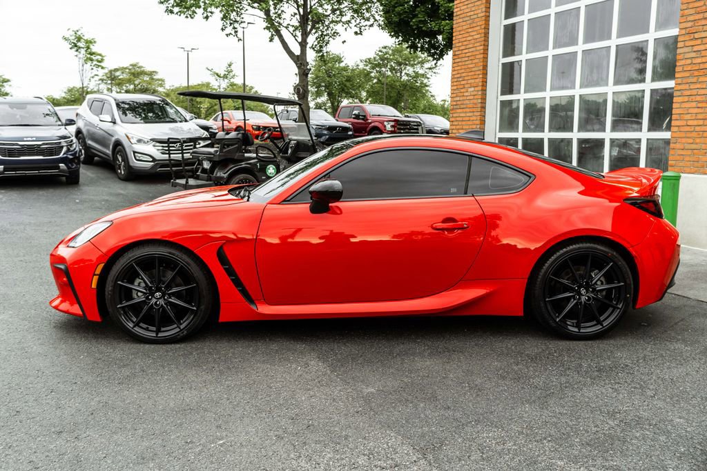 Used 2023 Toyota GR86 Premium RWD image 36