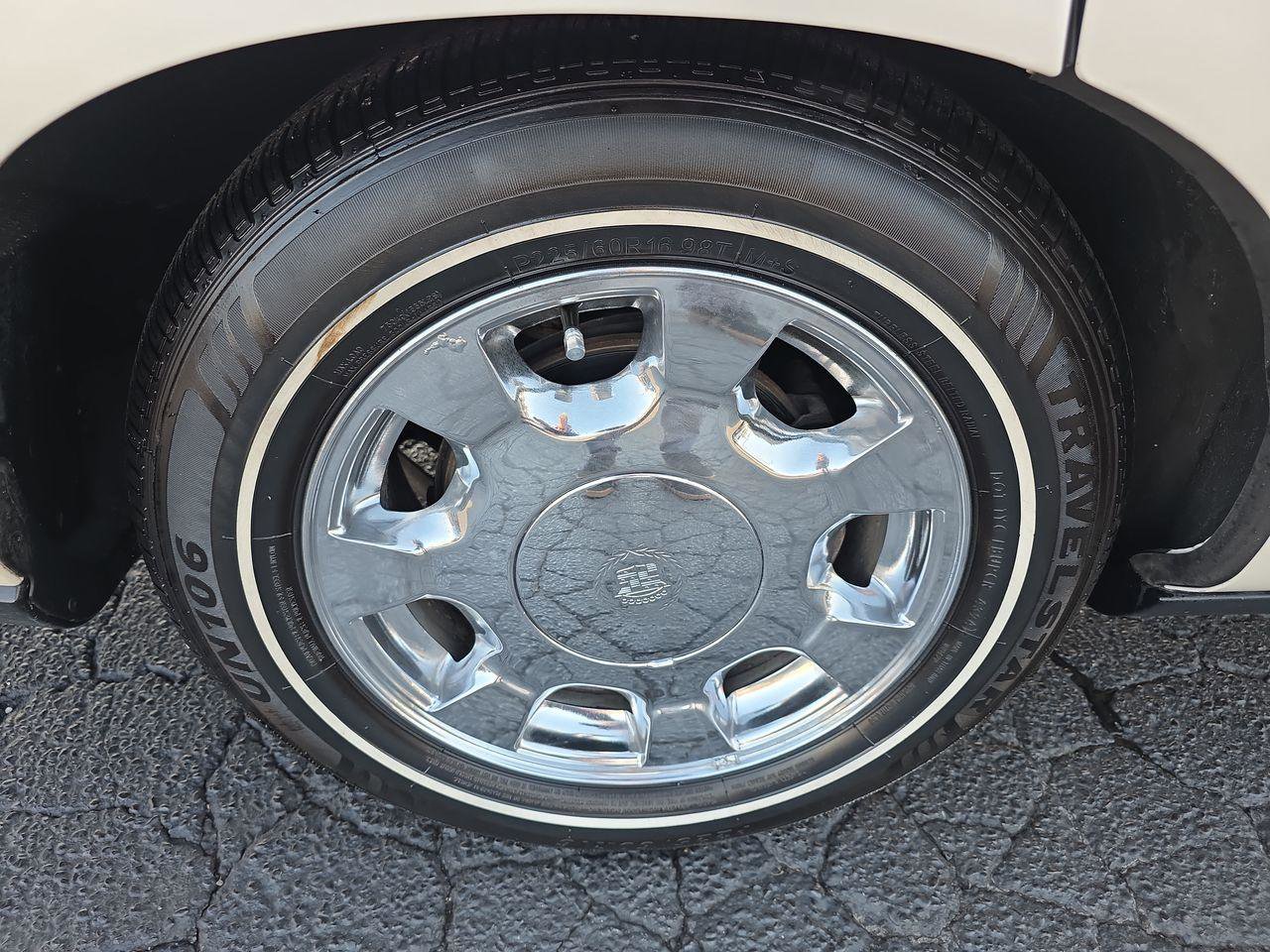 Used 1998 Cadillac De Ville image 17