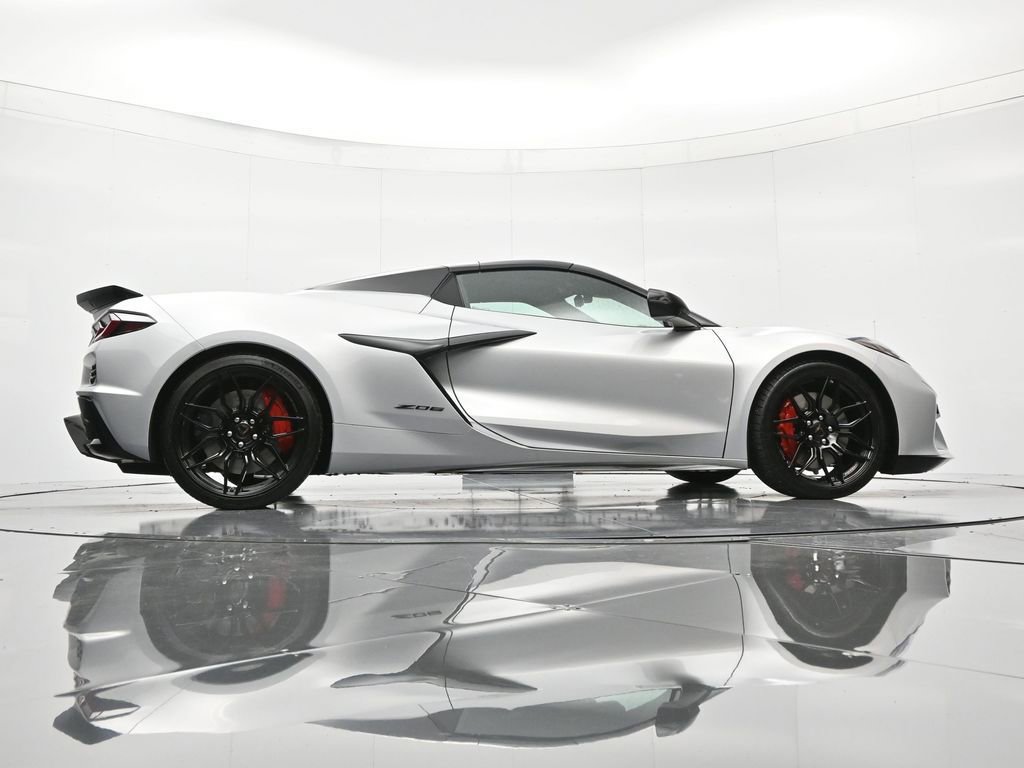 New 2026 Chevrolet Corvette Z06 w/ Battery Protection Package image 39